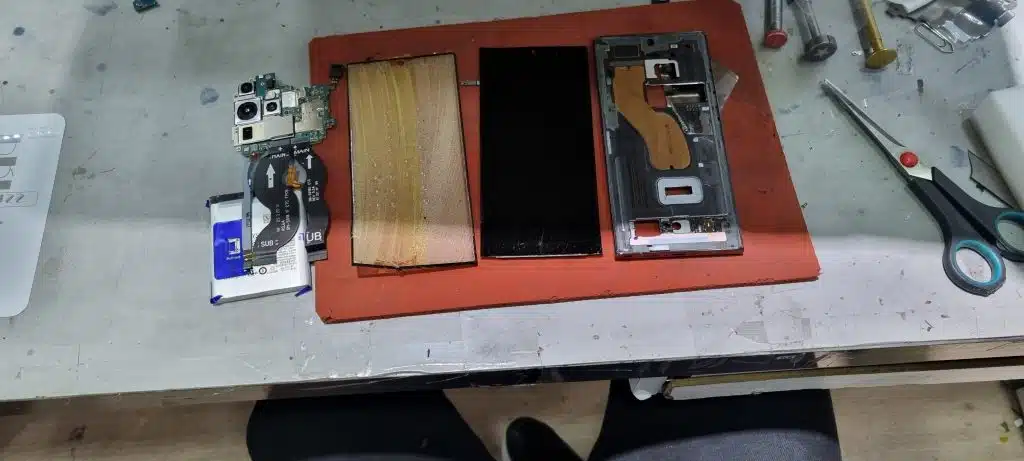 Samsung Ultra S23 Ekran Ön Cam Yenileme